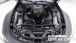 Mercedes-Benz SL-Class AMG SL63 4MATIC+ 2024 года из Южной Кореи
