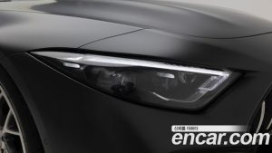 Mercedes-Benz SL-Class AMG SL63 4MATIC+ 2024 года из Южной Кореи