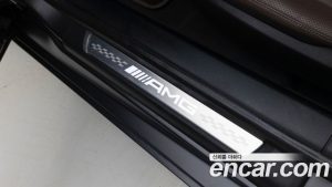 Mercedes-Benz SL-Class AMG SL63 4MATIC+ 2024 года из Южной Кореи