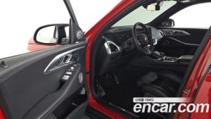 BMW XM 4.4 2023 года из Южной Кореи