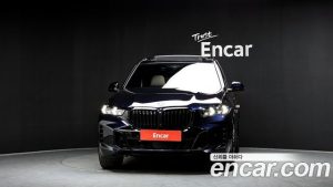 BMW X5 xDrive 40i M Sport 2025 года из Южной Кореи
