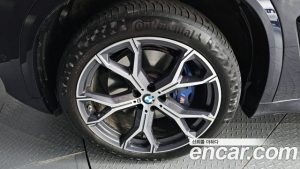 BMW X5 xDrive 40i M Sport 2025 года из Южной Кореи