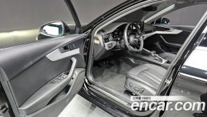 Audi A4 40 TFSI 2023 года из Южной Кореи