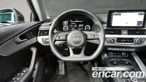 Audi A4 40 TFSI 2023 года из Южной Кореи