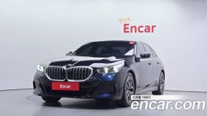 BMW 5-Series 520i M Sport 2024 года из Южной Кореи
