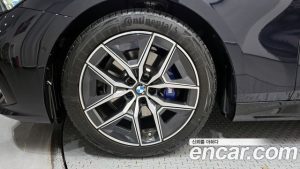 BMW 5-Series 520i M Sport 2024 года из Южной Кореи