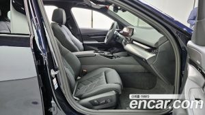 BMW 5-Series 520i M Sport 2024 года из Южной Кореи