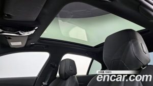 BMW 5-Series 520i M Sport 2024 года из Южной Кореи