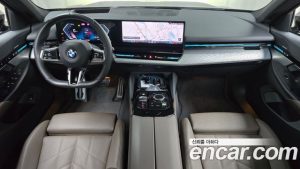 BMW 5-Series 520i M Sport 2024 года из Южной Кореи