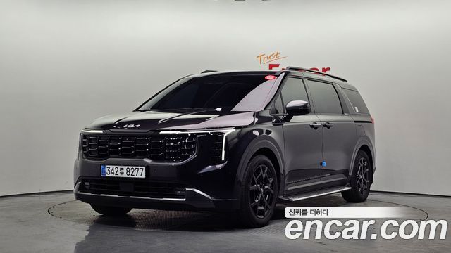Kia Canival 9-Seater Gravity 2024 года из Кореи