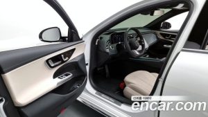 Mercedes-Benz E-Class E200 AMG Line 2026 года из Южной Кореи