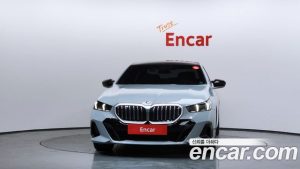 BMW 5-Series 520i M Sport 2024 года из Южной Кореи