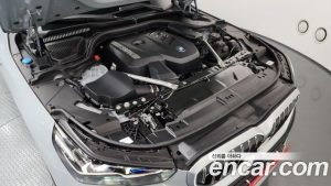 BMW 5-Series 520i M Sport 2024 года из Южной Кореи