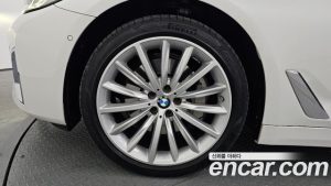 BMW 5-Series 530i xDrive Luxury 2023 года из Южной Кореи