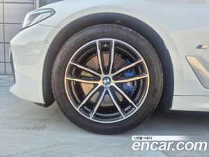 BMW 5-Series 523d M Sport 2023 года из Южной Кореи