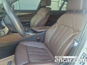 BMW 5-Series 523d M Sport 2023 года из Южной Кореи
