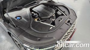 Genesis G90 Бензин 3.5 Turbo AWD 2024 года из Южной Кореи