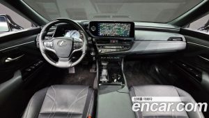 Lexus ES Luxury Plus 2024 года из Южной Кореи