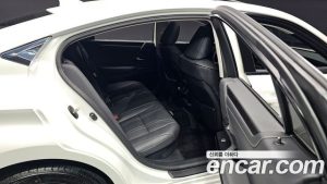Lexus ES Luxury Plus 2024 года из Южной Кореи