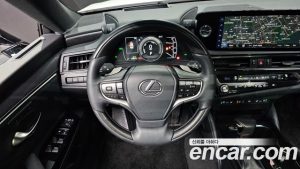 Lexus ES Luxury Plus 2024 года из Южной Кореи