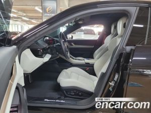 Porsche Taycan Turbo 2022 года из Южной Кореи