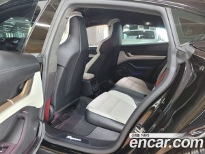 Porsche Taycan Turbo 2022 года из Южной Кореи