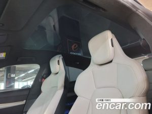 Porsche Taycan Turbo 2022 года из Южной Кореи