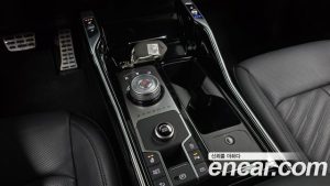 Kia Sorento Бензин 2.5T 2WD 2024 года из Южной Кореи