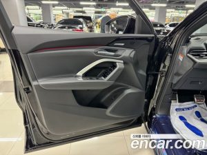 Audi Q5 45 TFSI 4WD S Line Black Edition 2025 года из Южной Кореи