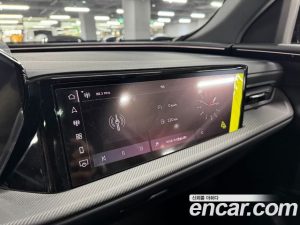 Audi Q5 45 TFSI 4WD S Line Black Edition 2025 года из Южной Кореи