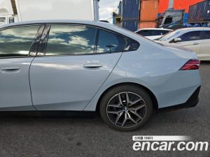 BMW 5-Series 523d M Sport 2025 года из Южной Кореи