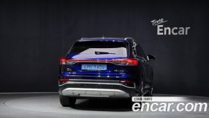 Audi Q4 e-tron 40 Premium 2023 года из Южной Кореи