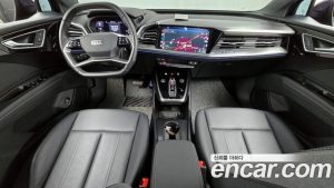Audi Q4 e-tron 40 Premium 2023 года из Южной Кореи