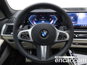 BMW X7 xDrive 40i M Sport 6 2024 года из Южной Кореи
