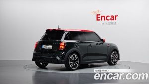 Mini Cooper JCW 2023 года из Южной Кореи