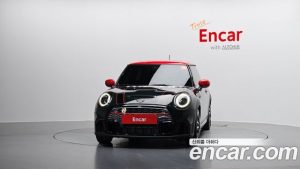Mini Cooper JCW 2023 года из Южной Кореи