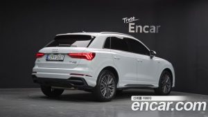Audi Q3 40 TFSI 4WD Premium 2023 года из Южной Кореи
