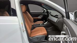 Audi Q3 40 TFSI 4WD Premium 2023 года из Южной Кореи
