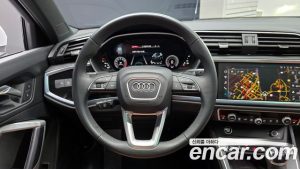 Audi Q3 40 TFSI 4WD Premium 2023 года из Южной Кореи