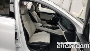 Kia K5 1.6 Turbo 2024 года из Южной Кореи