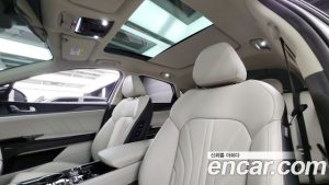 Kia K5 1.6 Turbo 2024 года из Южной Кореи