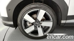 Hyundai Santafe Бензин 2.5T 2WD 2024 года из Южной Кореи