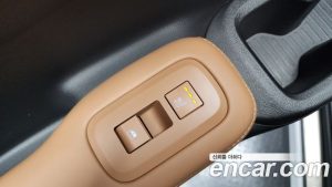 Hyundai Santafe Бензин 2.5T 2WD 2024 года из Южной Кореи