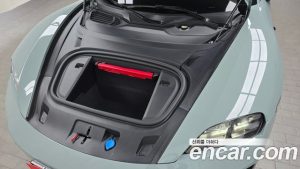 Porsche Taycan 4S 2025 года из Южной Кореи
