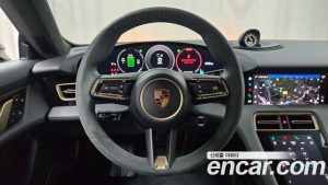 Porsche Taycan 4S 2025 года из Южной Кореи