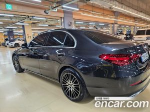 Mercedes-Benz C-Class C200 Avantgarde 2025 года из Южной Кореи