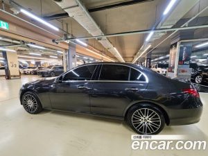 Mercedes-Benz C-Class C200 Avantgarde 2025 года из Южной Кореи