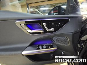 Mercedes-Benz C-Class C200 Avantgarde 2025 года из Южной Кореи