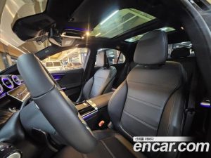 Mercedes-Benz C-Class C200 Avantgarde 2025 года из Южной Кореи