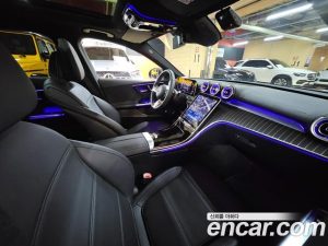 Mercedes-Benz C-Class C200 Avantgarde 2025 года из Южной Кореи